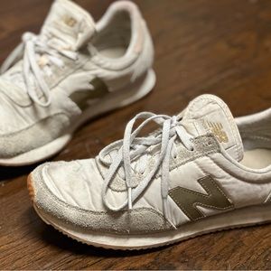 Women’s New Balance 720 Running Shoes Off White Golf Classic Lifestyle Retro